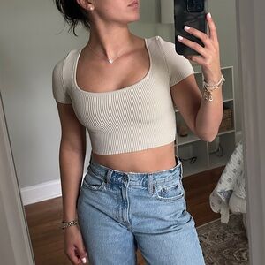 Aritizia Sculpt Knit Top